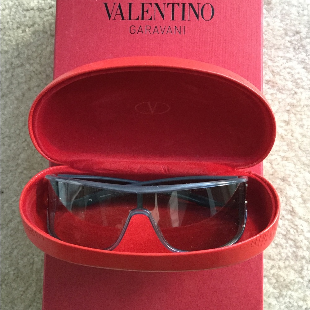 VALENTINO SHEILD TINTED SUNGLASSES